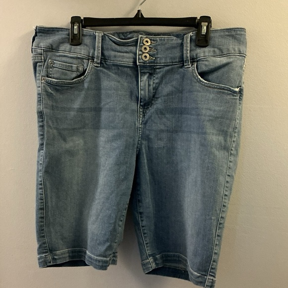 torrid Pants - Torrid Premium Plus Size 18 Denim Bermuda Jegging Shorts | High Rise Stretch